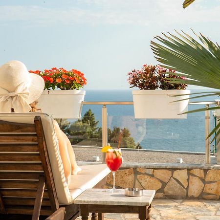 Hotel Freiburg Ulcinj Esterno foto
