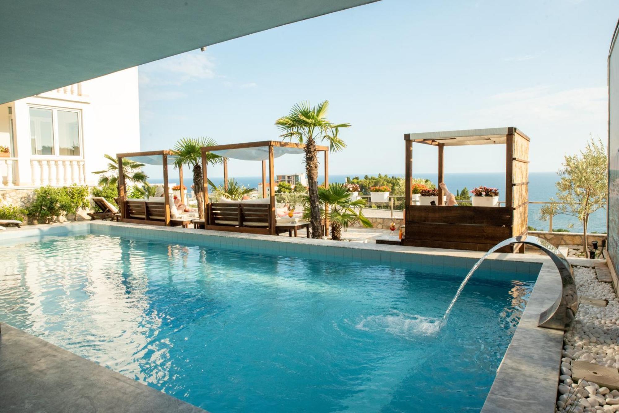 Hotel Freiburg Ulcinj Esterno foto