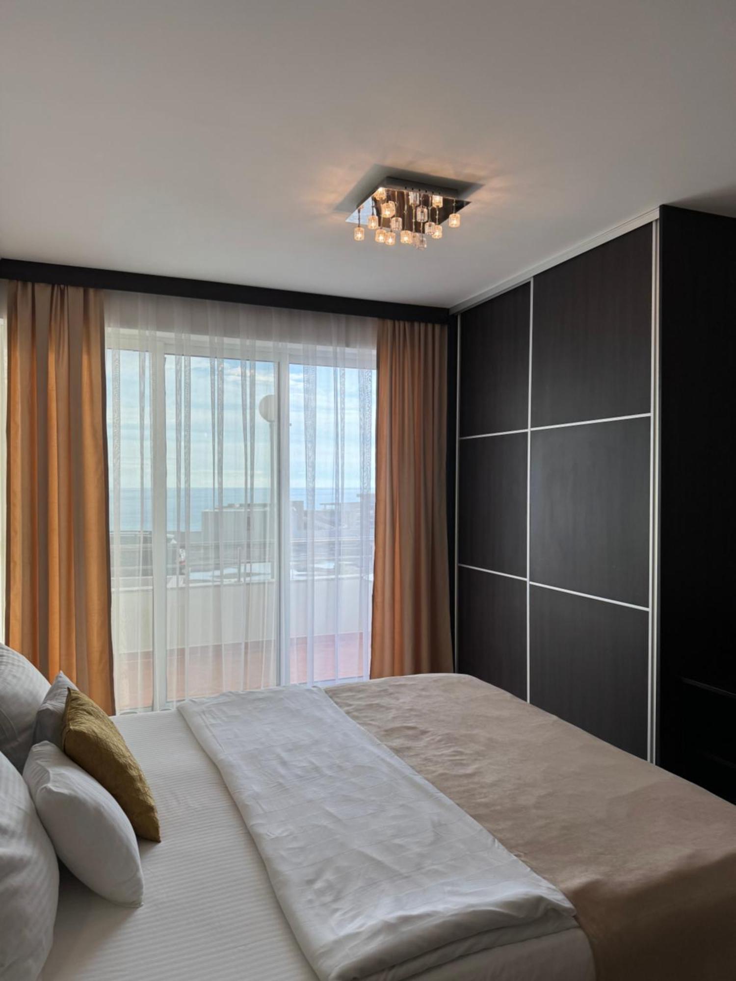 Hotel Freiburg Ulcinj Esterno foto