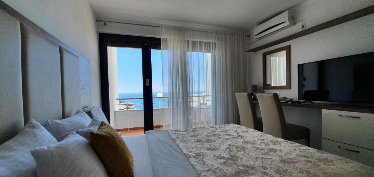 Hotel Freiburg Ulcinj Esterno foto